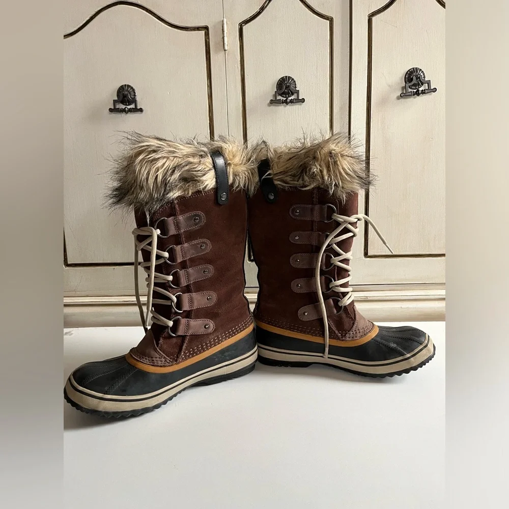 Women’s JOAN OF ARCTIC WATERPROOF BOOT Faux fur lined, WATERPROOF SUEDE, Brown 7